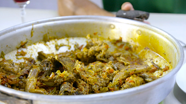 Adobo iguana recipe : SBS Food