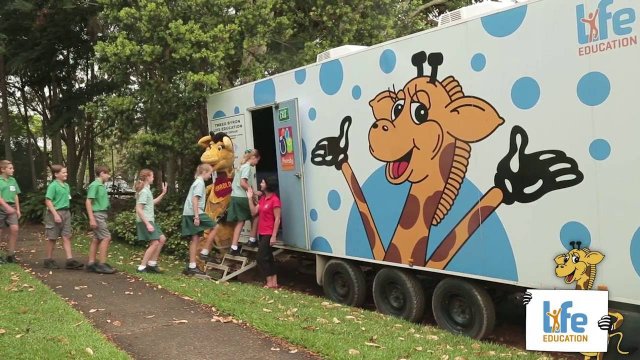 Harold the Giraffe speaks out | SBS On Demand