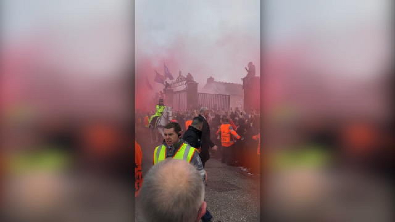 Manchester City Team Bus Attacked By Liverpool Fans Sbs On Demand