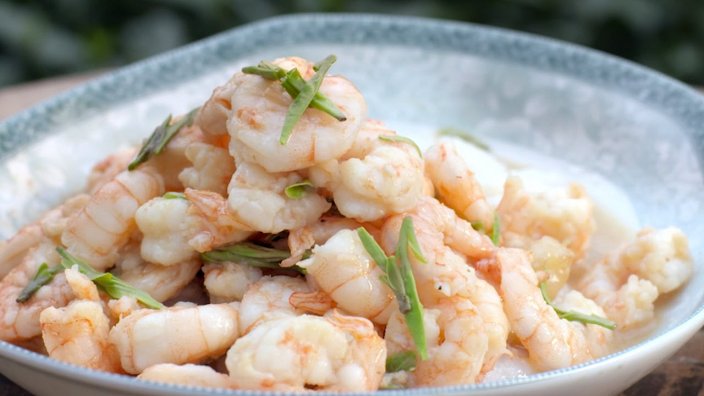 Longjing prawns