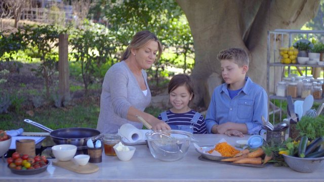 Donna Hay: Basics To Brilliance Kids S1 Ep6 - Vegetable Garden | SBS TV