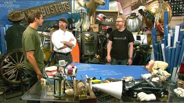 Mythbusters S3 Ep96 - Superhero Special | Programs