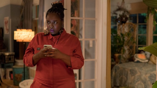 Shrill S1 Ep5 - Article | SBS TV & Radio Guide