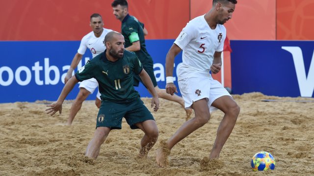 Italy V Portugoal Fifa Beach Soccer World Cup Final Full Game Replay Topics [ 360 x 640 Pixel ]