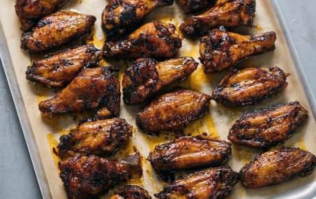 Slow-roasted chicken wings