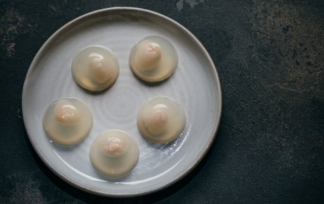 Coconut water and lychee jellies