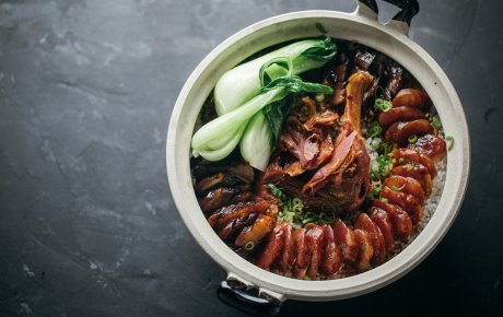 Lap mei fan (Hong Kong cured meat claypot rice)